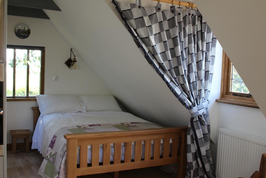 Apartamento Oakwrights Terling Exterior foto